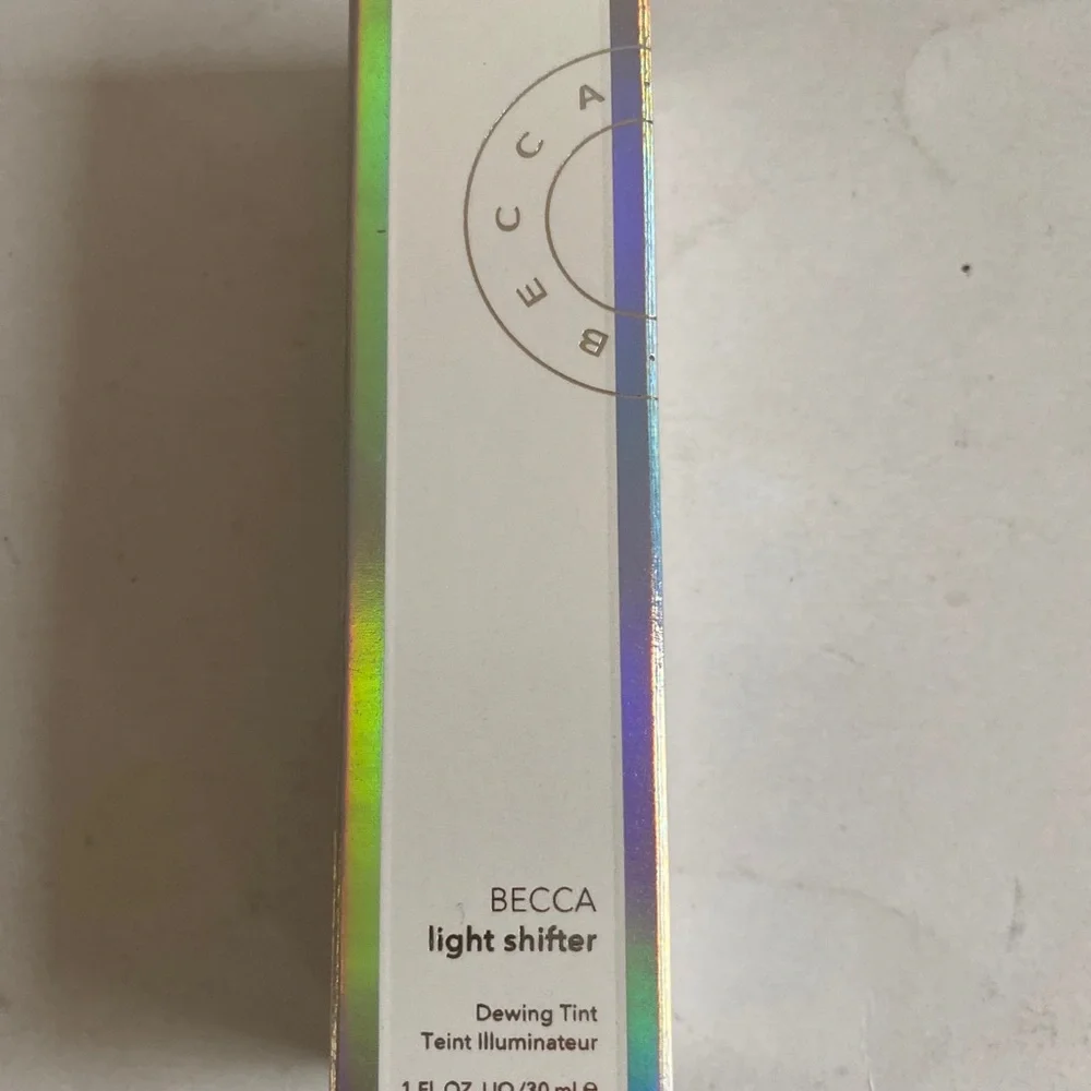BECCA Orbit 2 Light Light Shifter Dewing Tint Moisturizer Foundation NIB